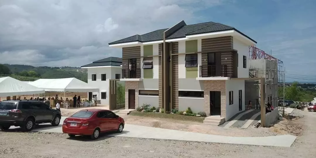 RUSH ASSUMPTION OF DUPLEX UNIT MINGLANILLA HIGHLANDS PHASE 1 - OLD PRICE - photo 2