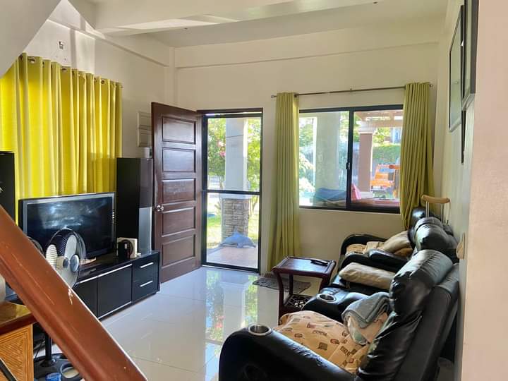 House and lot for sale  - photo 4