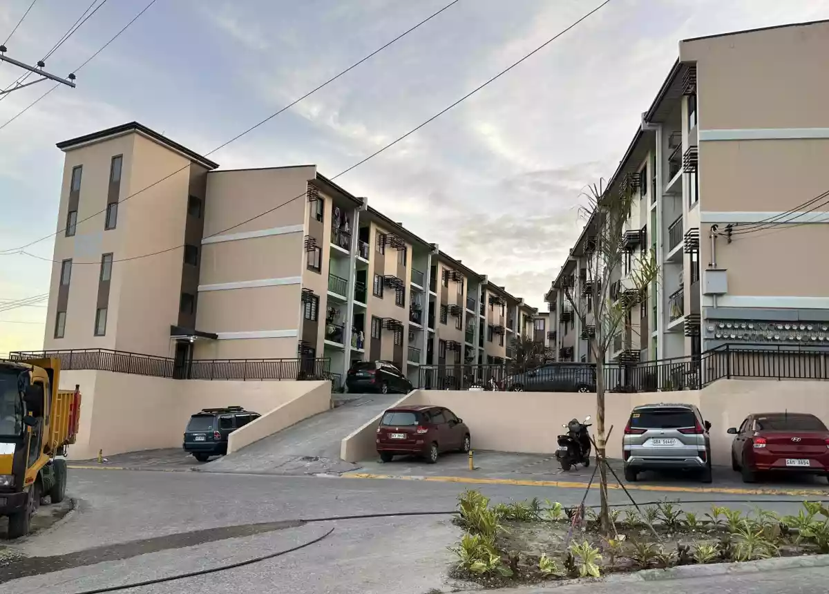 2BR CONDO UNIT FOR ASSUME — 2 Bedrooms in Naya Road, Cebu City, Central Visayas — Photo 7