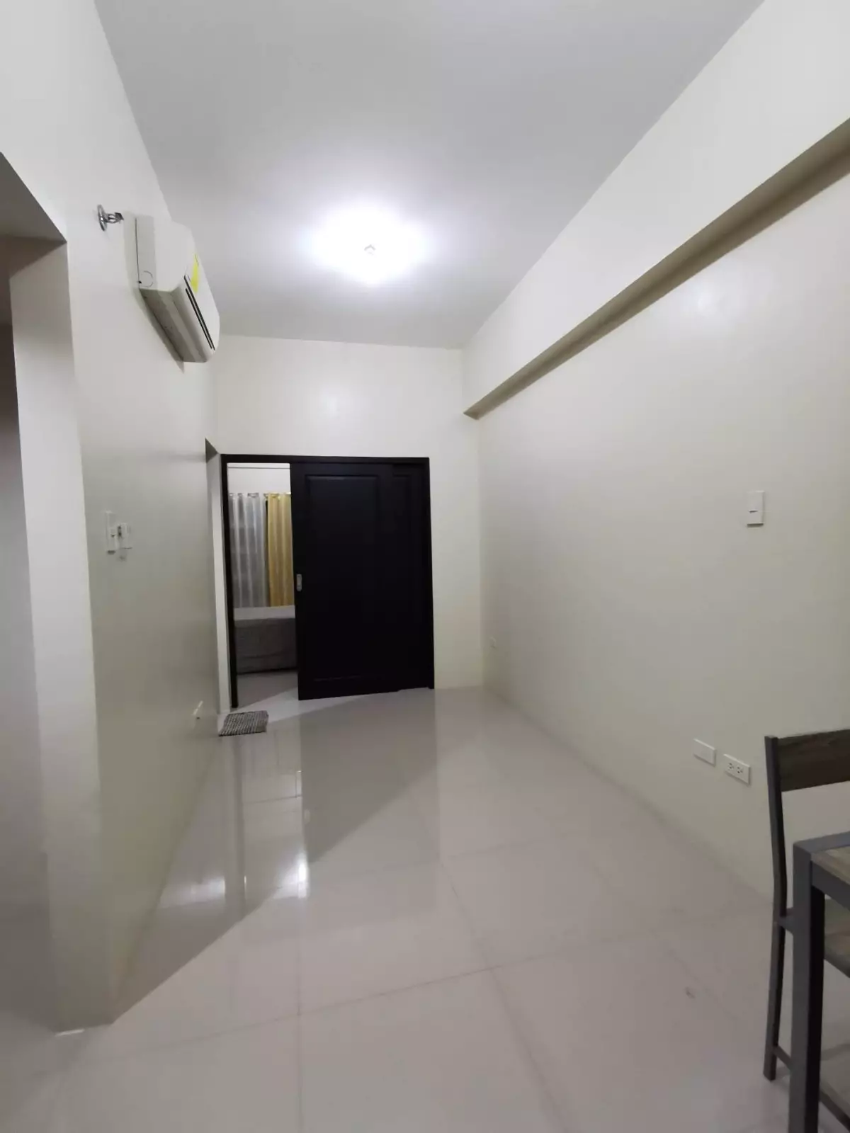 Open photo 18 of 22 — For Sale One Bedroom Condo Unit at One Pavilion Place