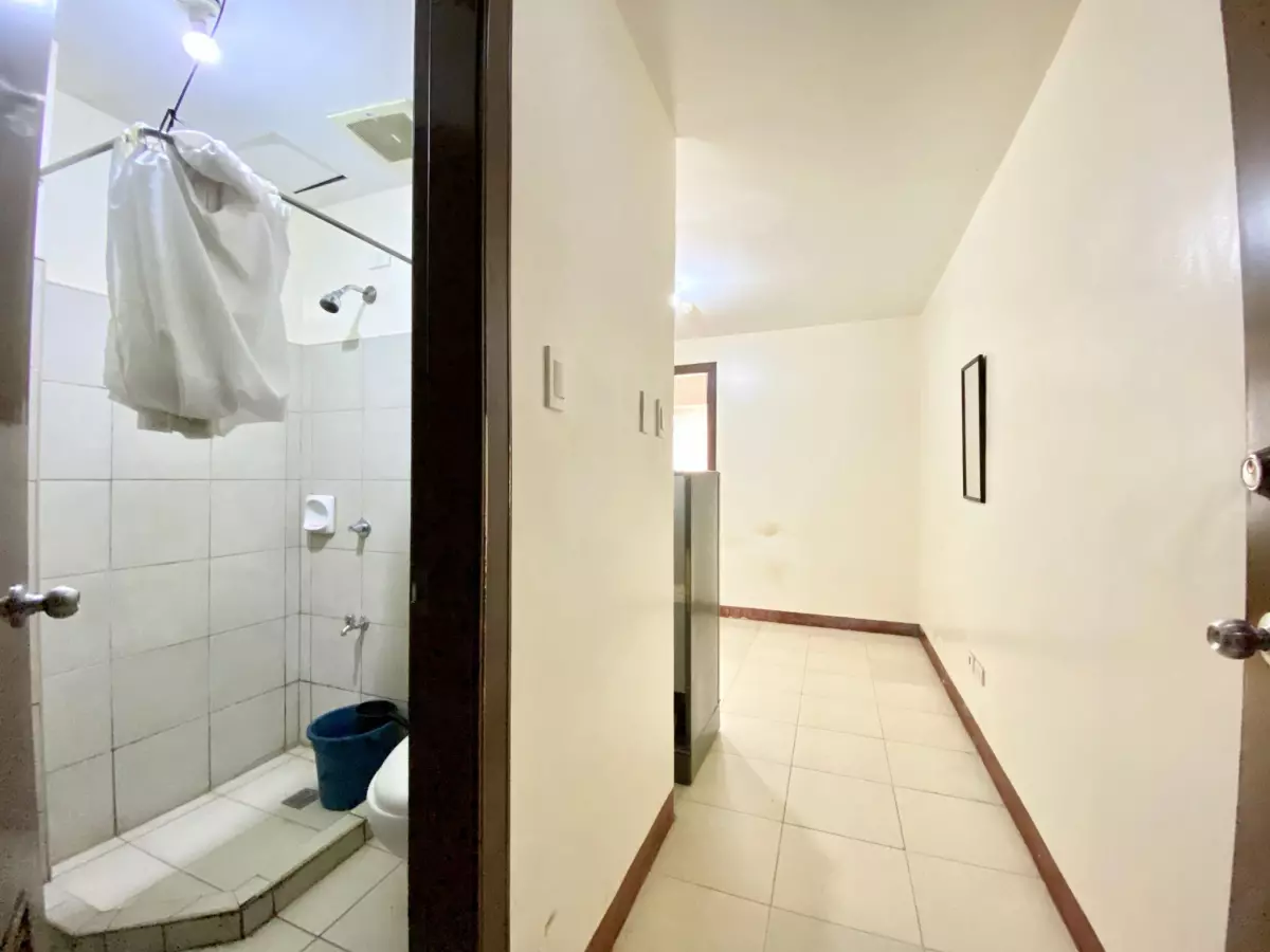 SEMI-FURNISHED 1BR UNIT FOR RENT at Ridgewood Towers - photo 6