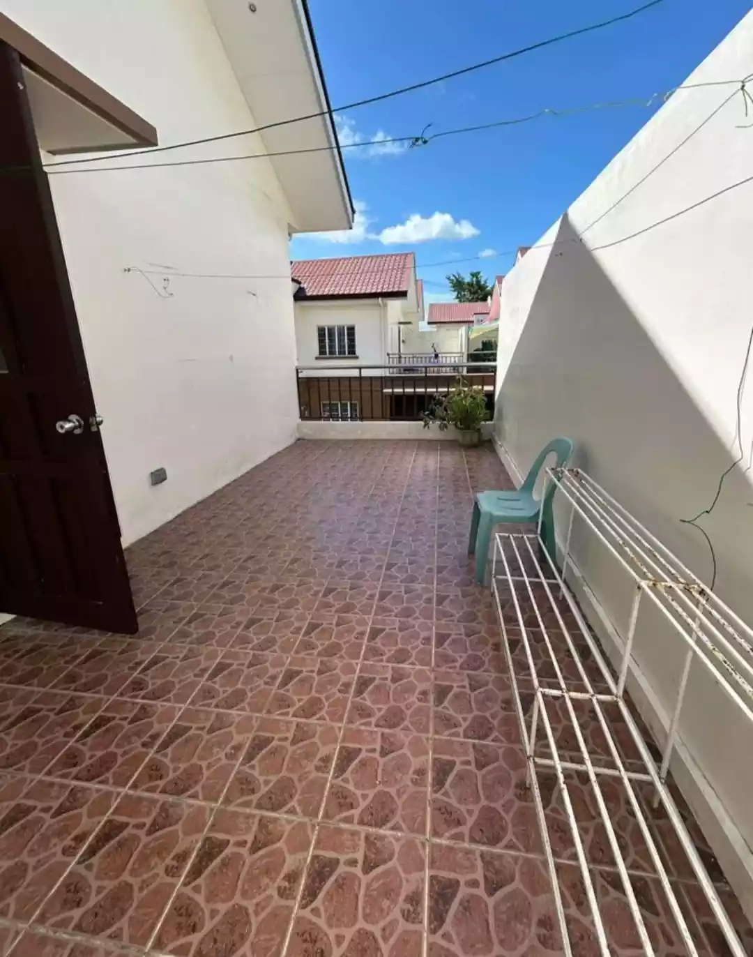 Bayswater. 3 bedrooms for rent — Townhouse in Burgos Street, Talisay, Cebu — Photo 5