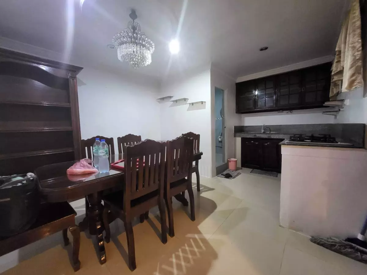 Open photo 13 of 13 — HOUSE & LOT FOR SALE- HIPODROMO