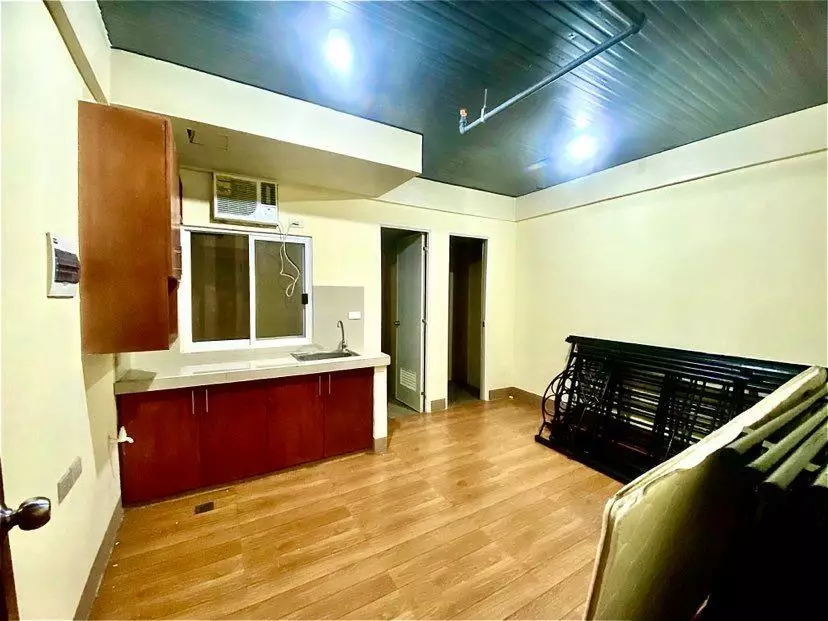 ð…ðŽð‘ ð‘ð„ðð“ ð–ð‡ðŽð‹ð„ ðð®ð¢ð¥ðð¢ð§ð  (Location: Bangkal, Makati City) — Building in Makati, Metro Manila, Philippines — Photo 2