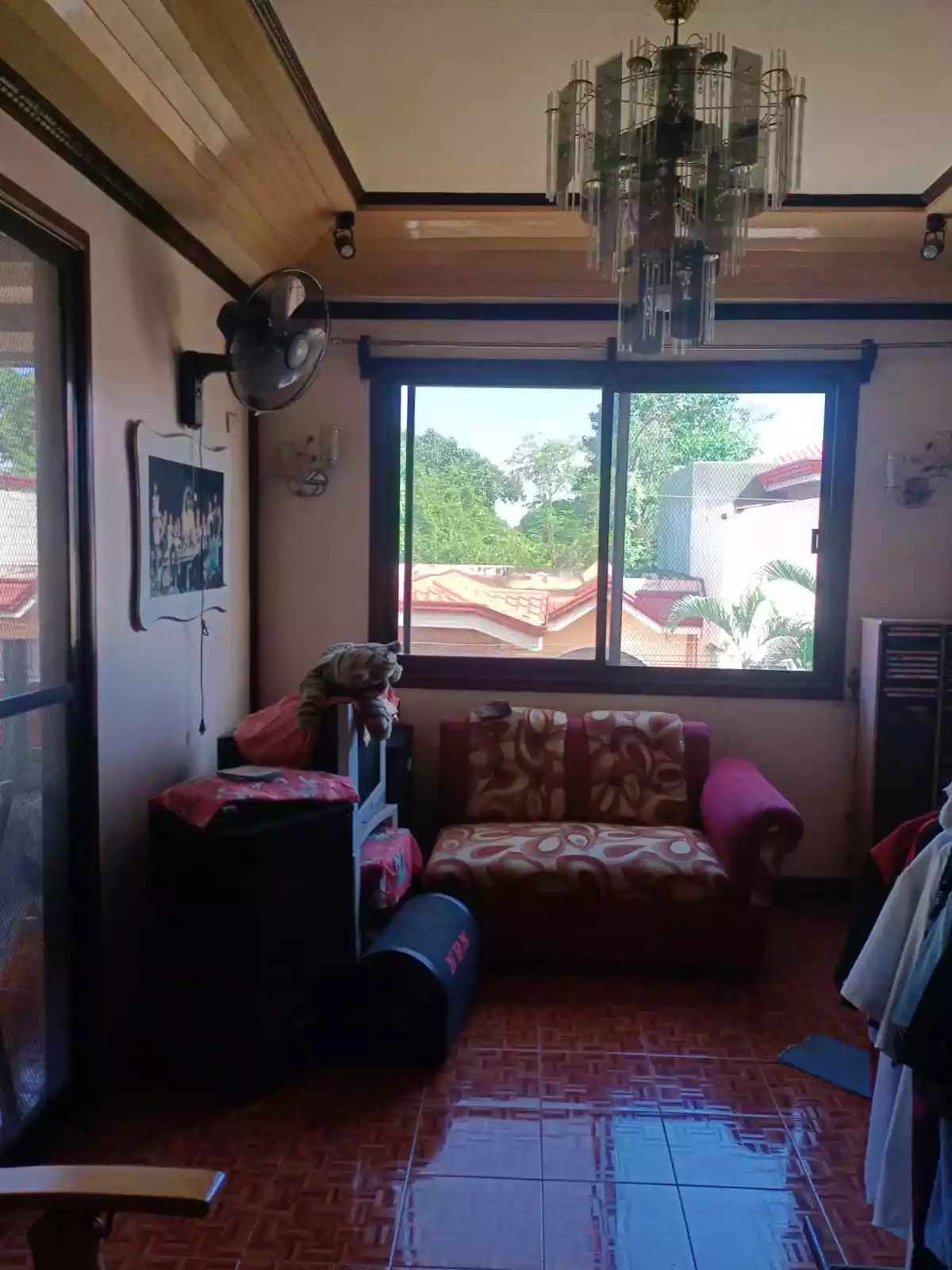 House and Lot inside Subdivision — House and Lot in Minglanilla, Cebu, Philippines — Photo 4