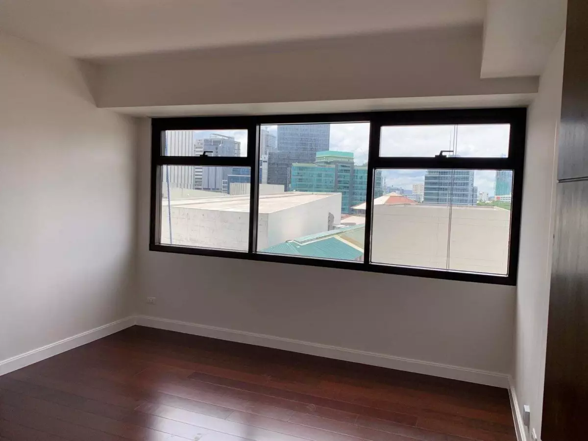 1 BR Unit For Sale at The Alcoves — 1 Bedroom — Photo 4