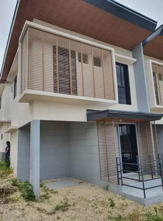 Amoa Townhouse for Assume - photo 2