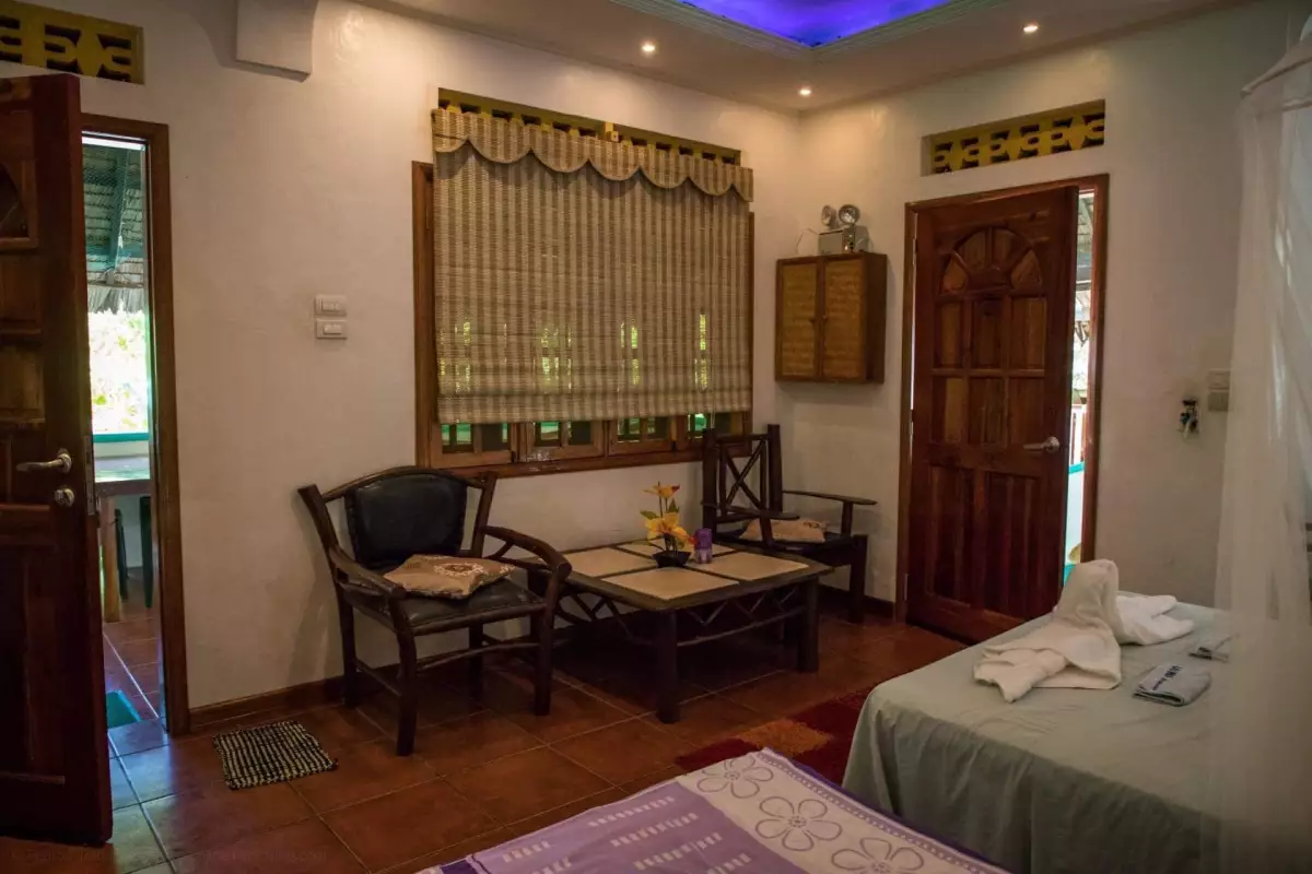 Open photo 11 of 12 — Resort in Malapascua for SALE