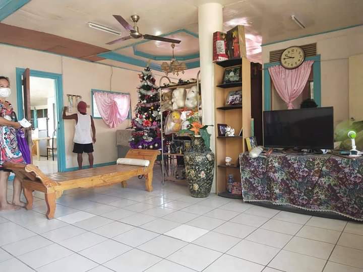 Open photo 12 of 18 — For sale Commercial Lot with house