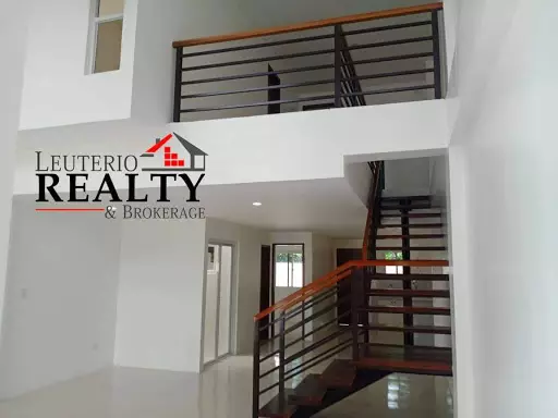 2- Storey Townhouse & Lot — House and Lot in Camarines Sur, Philippines — Photo 4