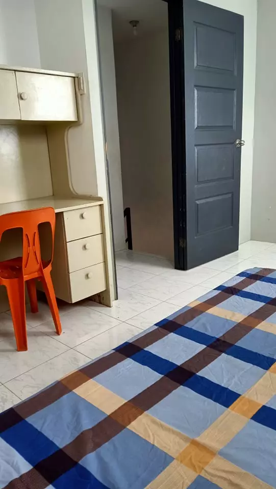 FOR RENT  2 Bedroom FULLY FURNISHED INSIDE PORTVILLE MACTAN SUBD BUAYA LAPU LAPU CITY CEBU 