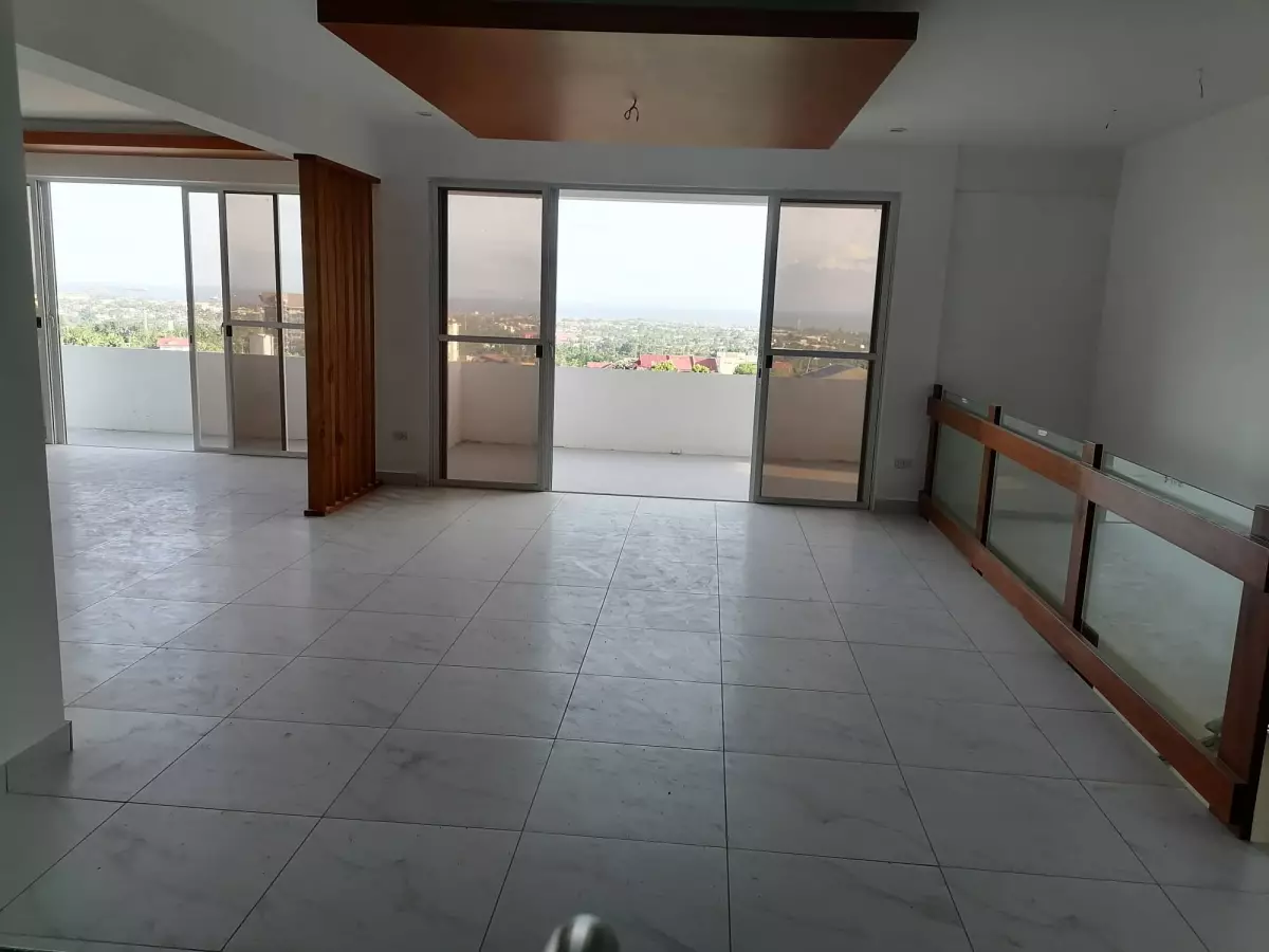 Spacious Modern House in Talisay — House and Lot in Cebu, Philippines — Photo 5