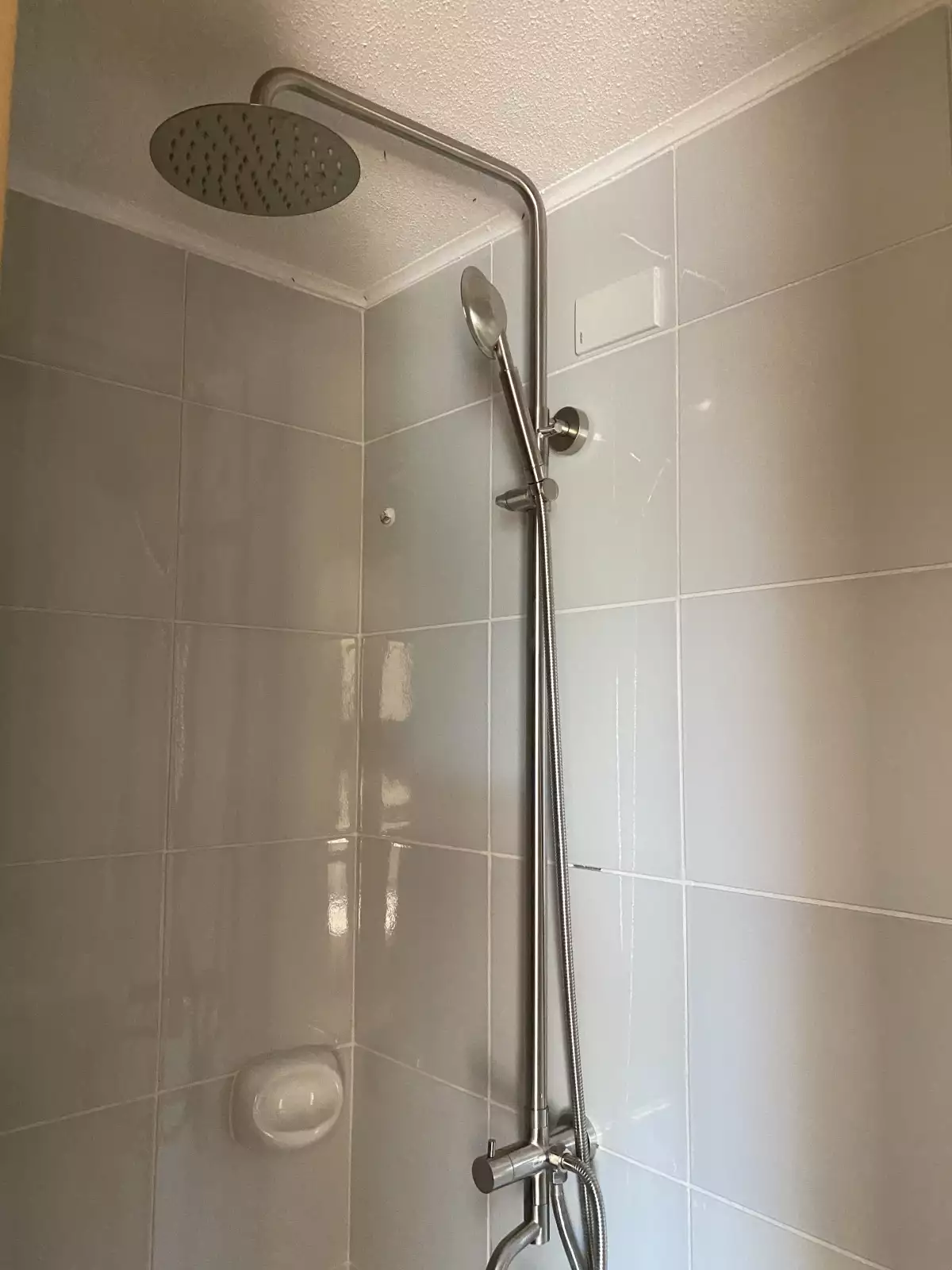 2-Bedroom Unfurnished for RENT — 2 Bedrooms in Pres. Magsaysay Street, Cebu City, Philippines — Photo 7
