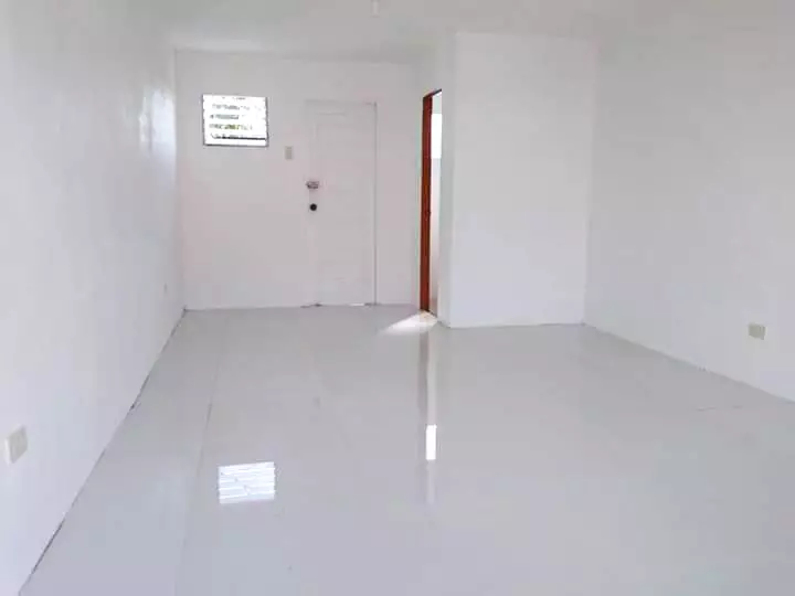 Affordable House and Lot in Mulig Toril for Assume ðŸ’¥ — Townhouse in Toril, Toril, Davao City — Photo 3