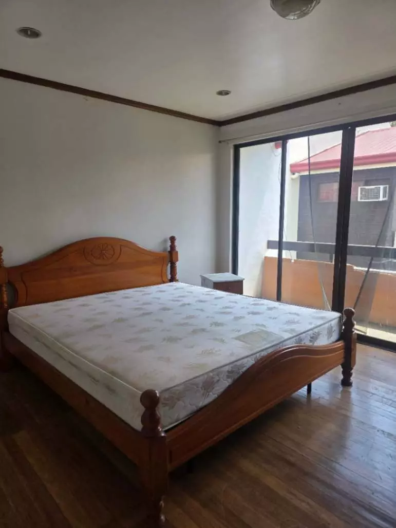 For Sale: Spacious Townhouse along R. Duterte with Parking — Townhouse in Cebu City, Cebu, 6000 — Photo 7