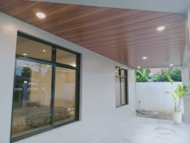 FOR SALE/FOR RENT HOUSE AND LOT WITH POOL IN AGRO MACRO MANDAUE PHASE 1 — House and Lot in Agro-Macro, 6th Ave, Mandaue City — Photo 4