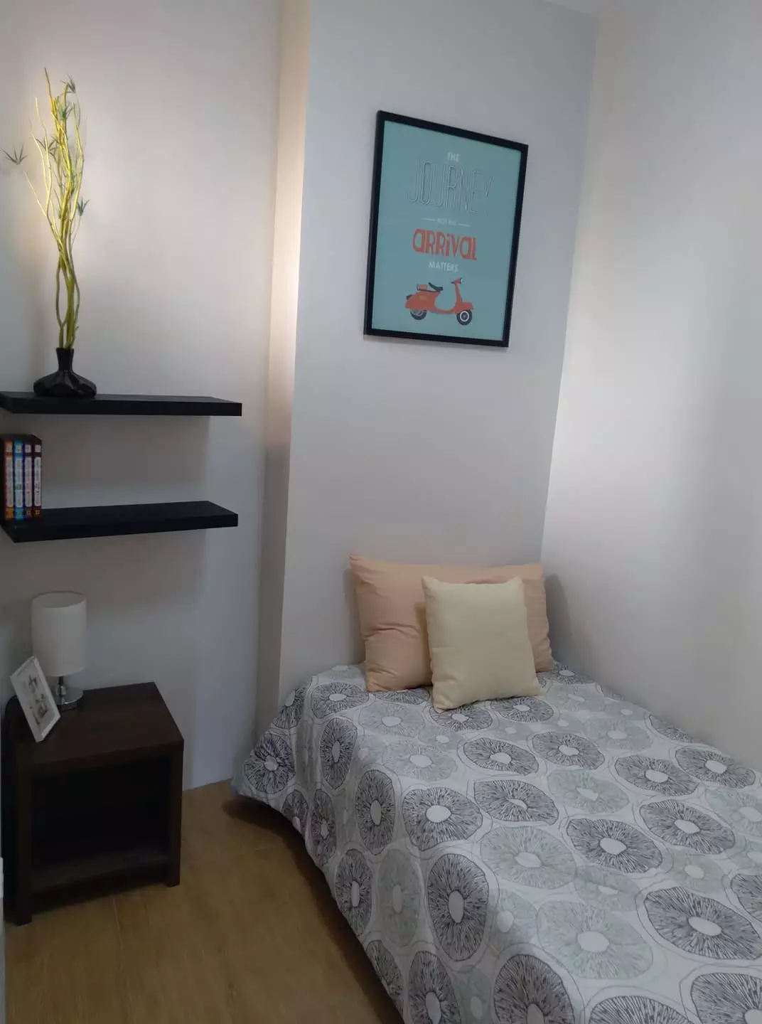 Open photo 17 of 18 — Turnberry Place 1 (2 STOREY TOWNHOUSE RFO)