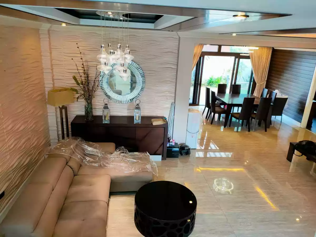Vistamar Residences 3 Storey House For Sale — House and Lot in Lapu-Lapu City, Cebu, Philippines — Photo 3