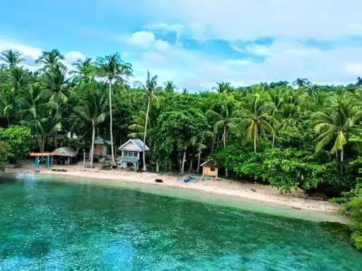 Darling Caba?as Beach
