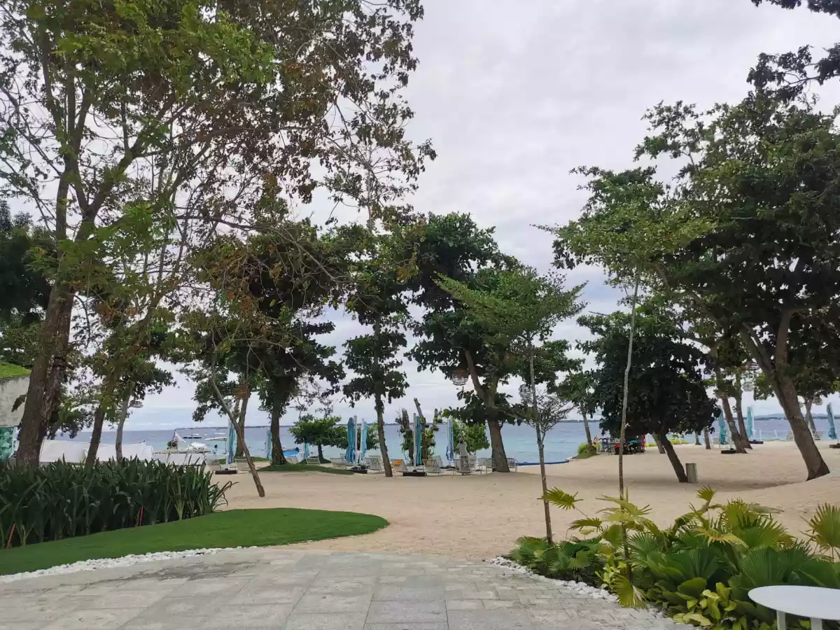 Open photo 11 of 12 — Tambuli Condo Cebu For Sale