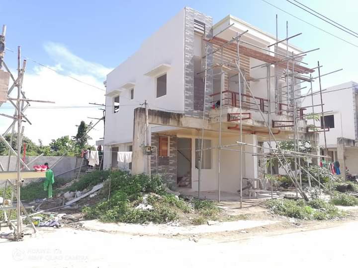 House and Lot for Assume — House and Lot in Cebu, Philippines — Photo 3
