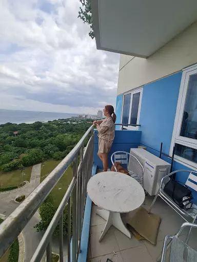 Open photo 17 of 28 — Condominium for Sale