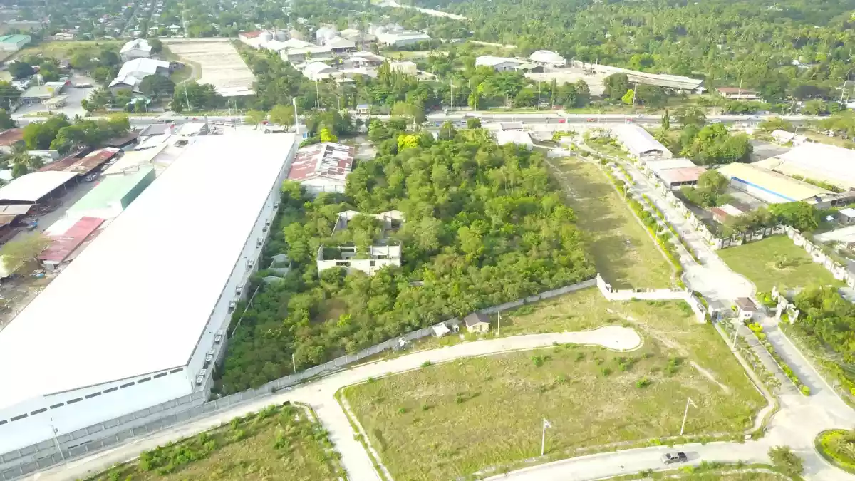 2 HAS Commercial lot beside Robinsons Bloomfields — Commercial Lot in General Santos City, South Cotabato, Philippines — Photo 4