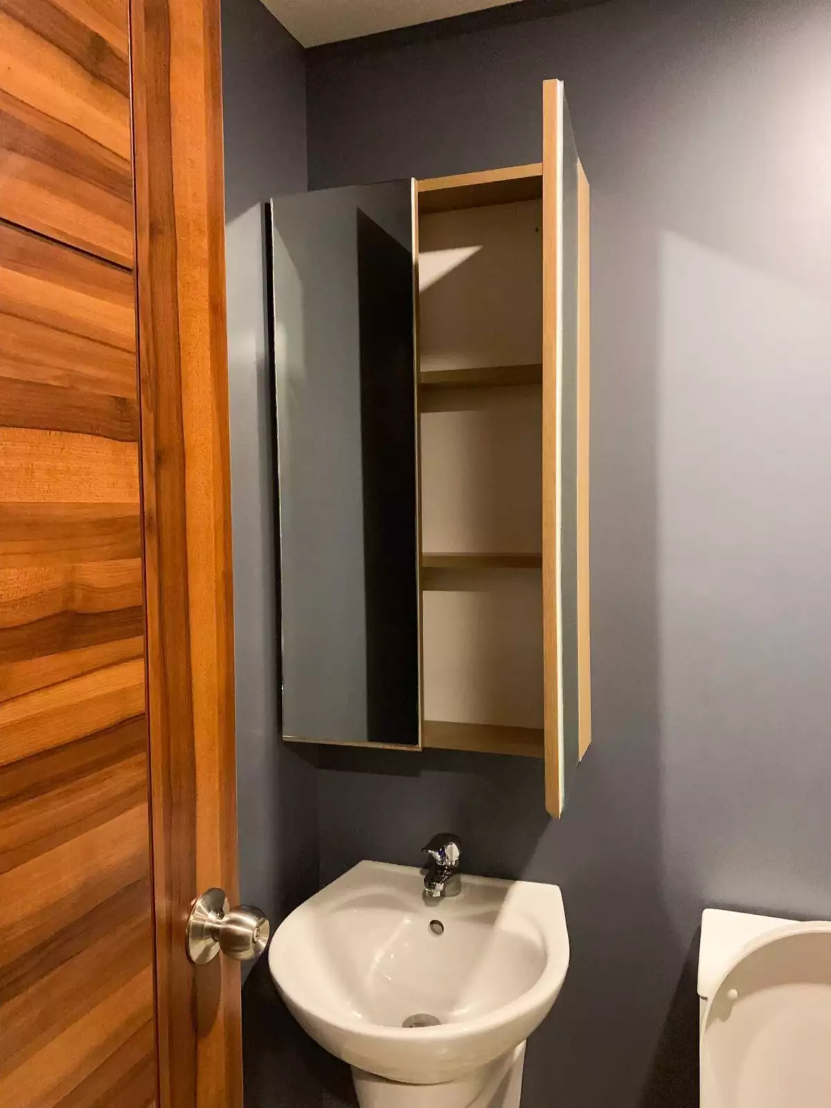 Condominium Studio Unit — Studio in Cogon Ramos, Cebu City, Cebu — Photo 5