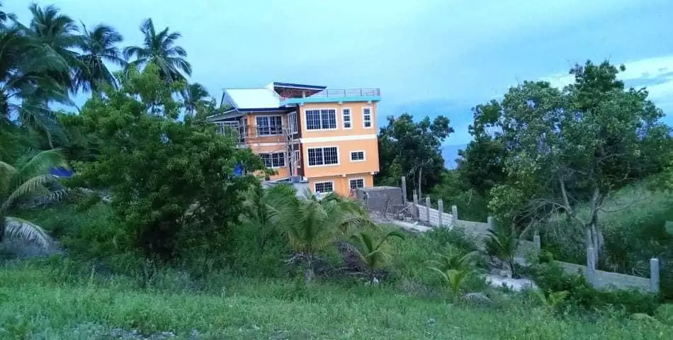 4 Storey House & Lot in Oslob, Cebu (Titled) - photo 3