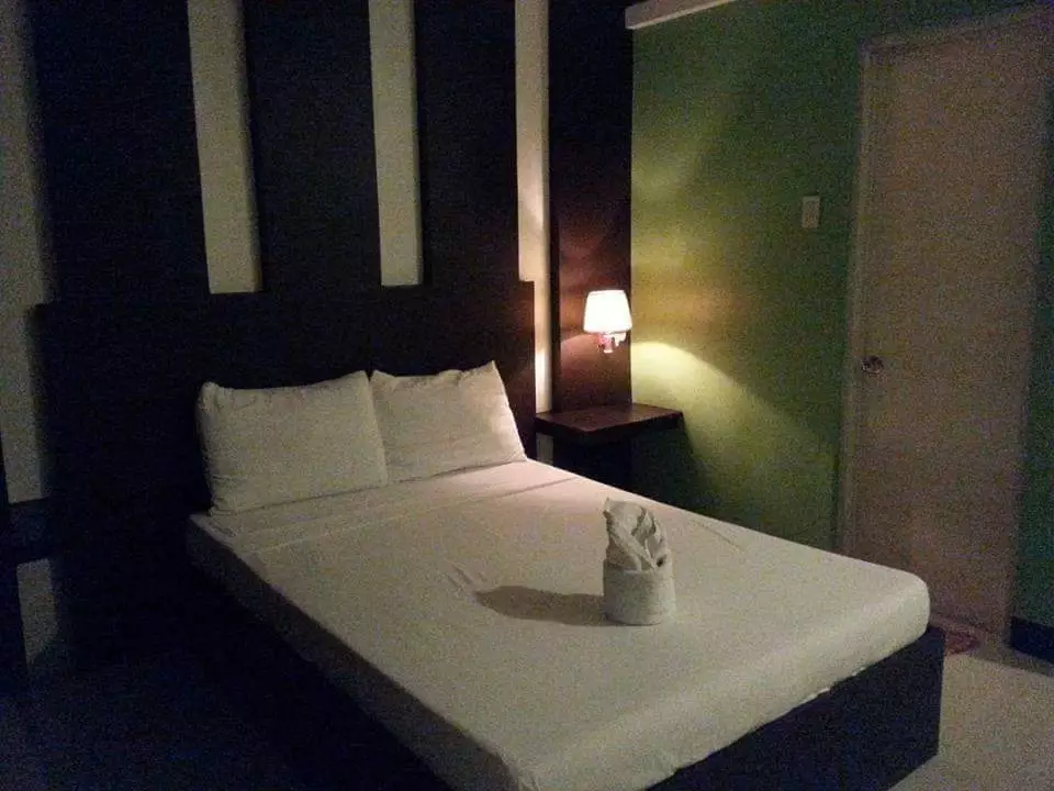 Suites in Gensan — Hotel in Purok Acharon Road, General Santos City, South Cotabato — Photo 3