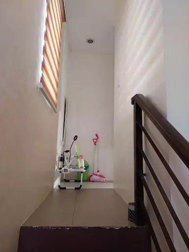 2 Storey House and Lot For Assume/ For Sale — House and Lot in Tungkop Road, Minglanilla, Cebu — Photo 6
