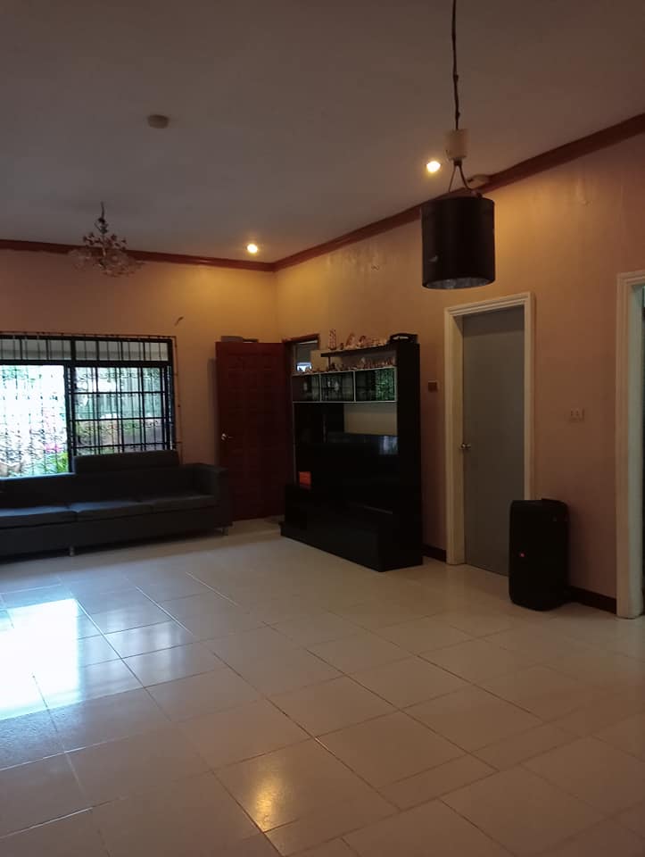 BUNGALOW TYPE HOUSE AND LOT FOR SALE — House and Lot in Morrissey Dr, Talisay, Cebu — Photo 4