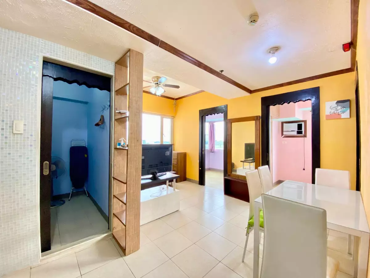 2BR FURNISHED UNIT FOR RENT at Ridgewood Towers near BGC - photo 2