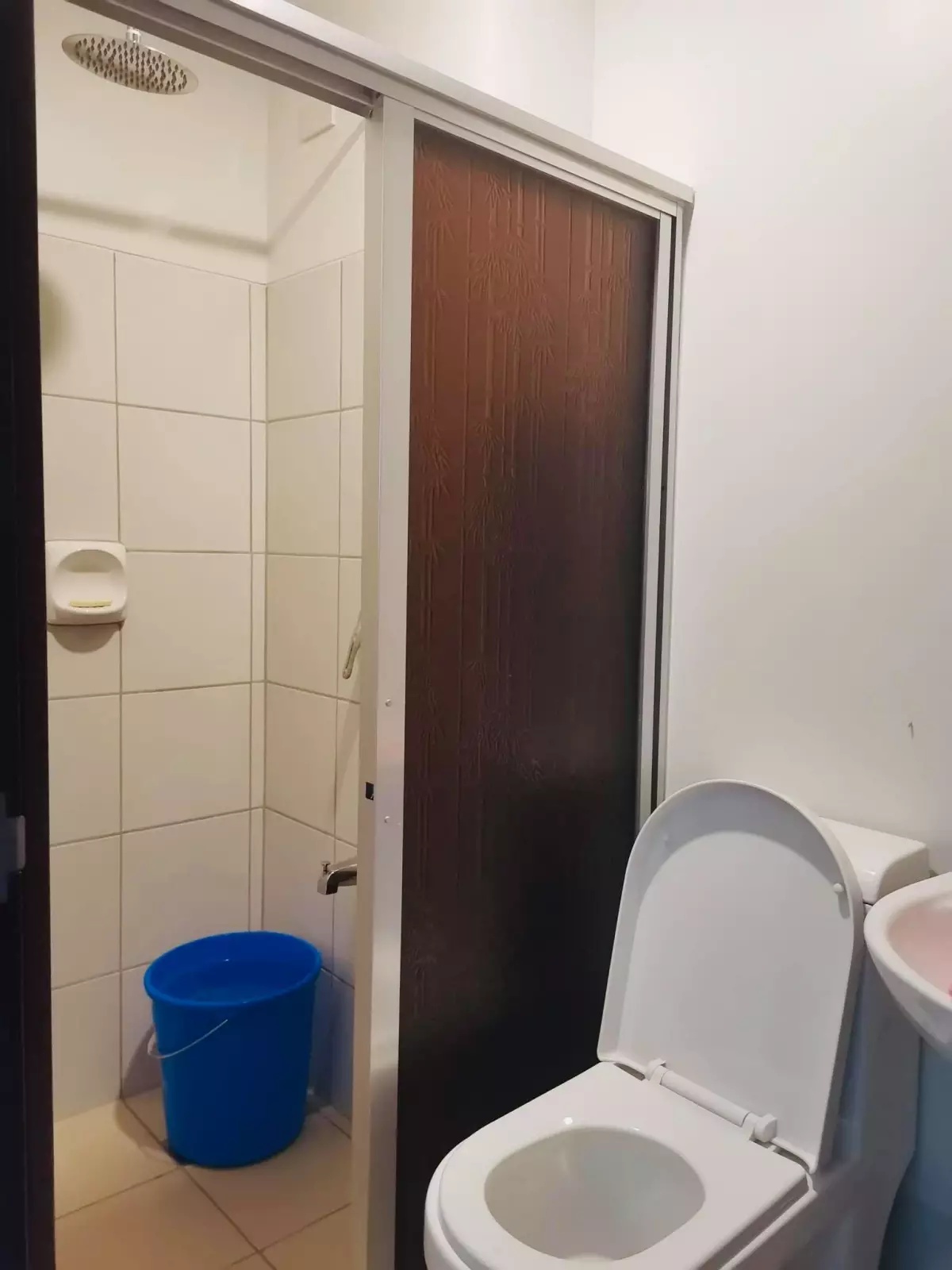 SEMI-FURNISHED STUDIO UNIT IN HORIZONS 101 TOWER 2 IS OPEN FOR RENT!!! — Studio in Cogon Ramos, Cebu City, Cebu — Photo 3