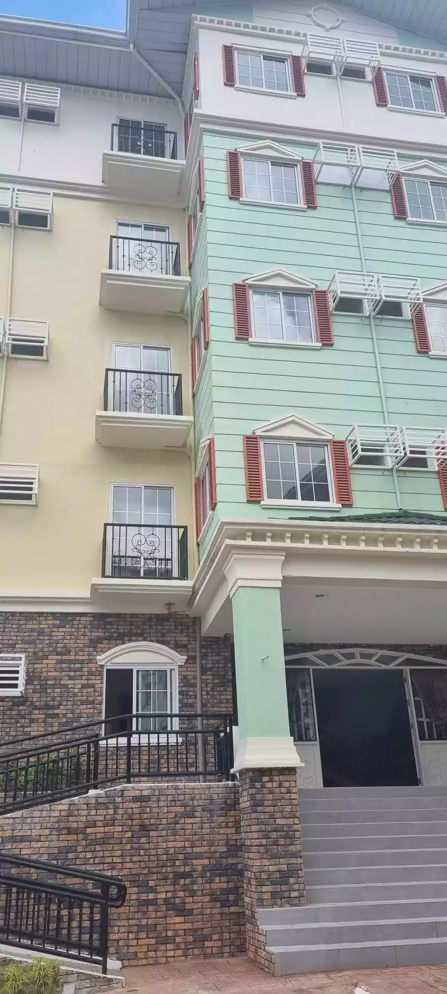 RUSH SALE The Villa at Apple One, Banawa Cebu City - photo 2