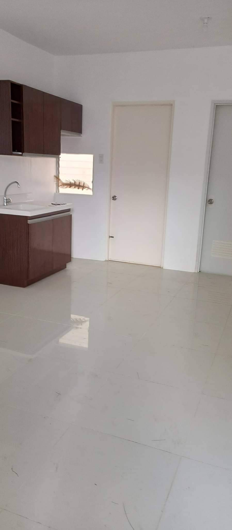 FOR RENT 2-STOREY TOWNHOUSE UNIT - photo 6