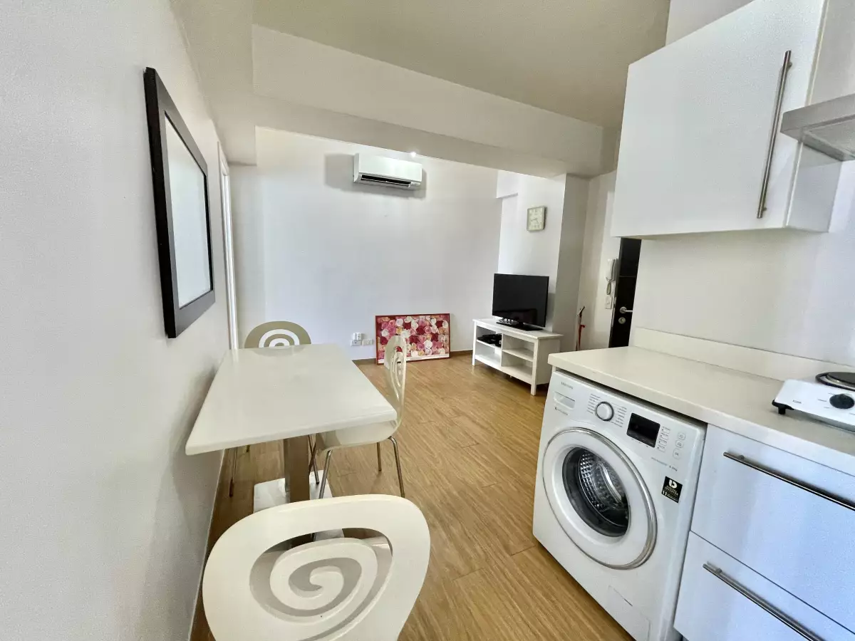 Acqua Private Residences 2 Bedrooms For Rent at Naigara Tower — 2 Bedrooms in Matamis, Mandaluyong, Metro Manila — Photo 2