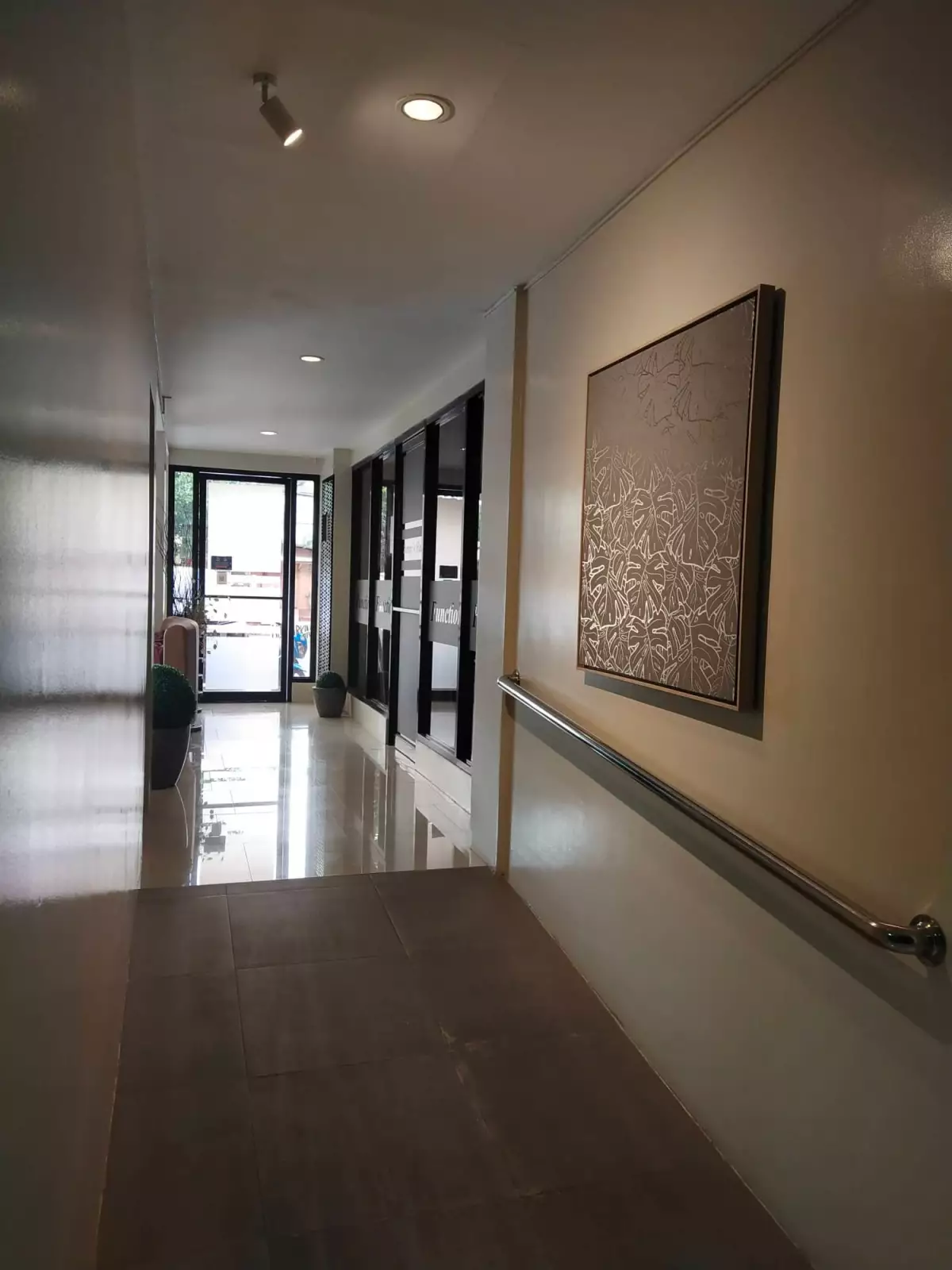 Open photo 13 of 20 — Fully Operational 3-Floor HOTEL Profitable in Downtown Davao City