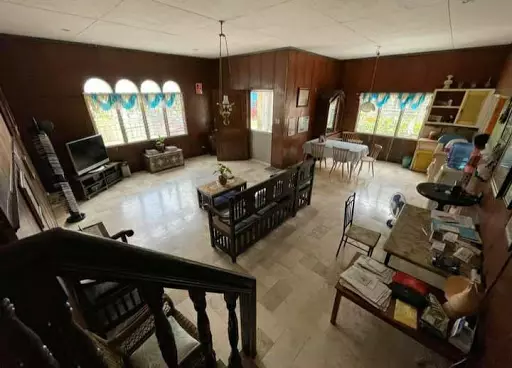 House and Lot big extra Lot in talamban — House and Lot in Cebu City, Cebu, Philippines — Photo 2