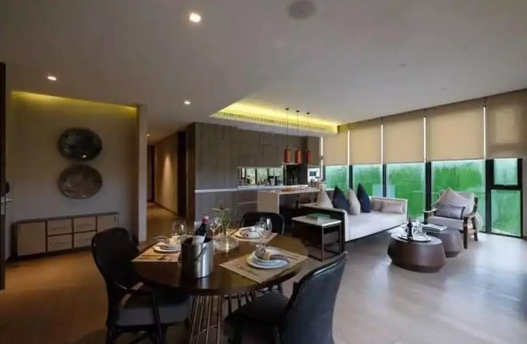 CONDO FOR SALE IN SHERATON CEBU MACTAN RESIDENCES  - photo 4