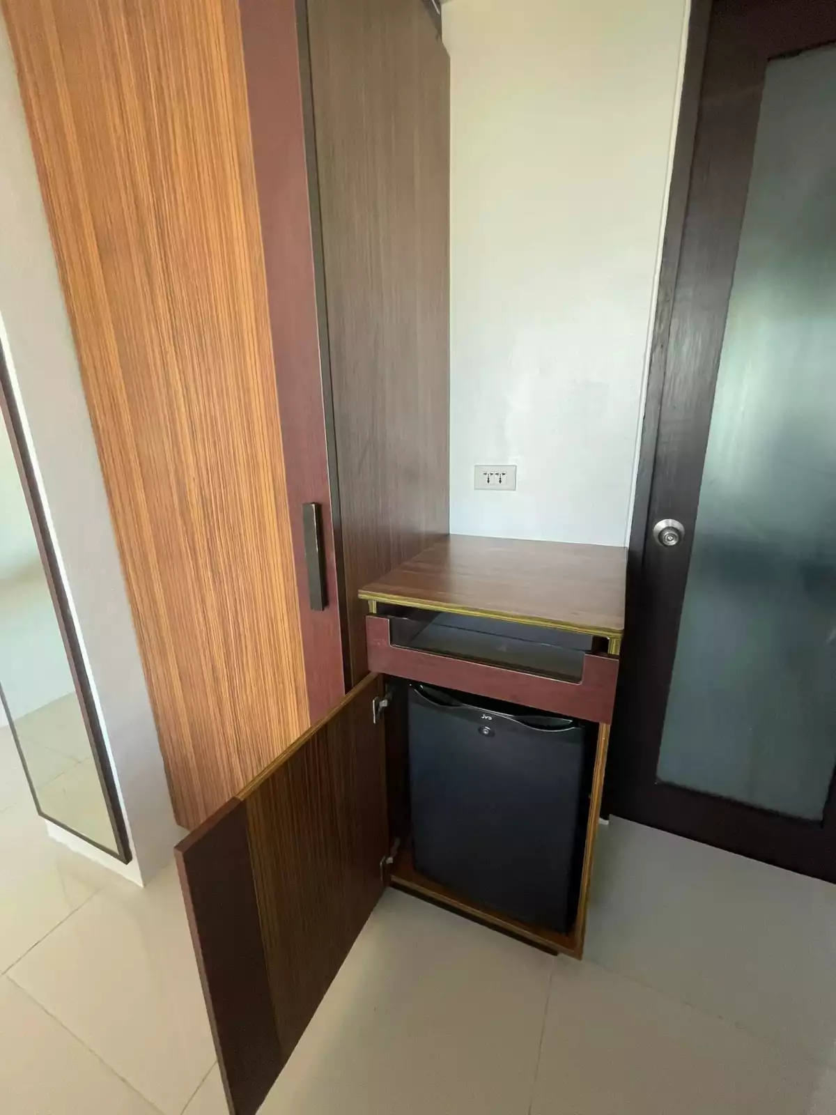 Studio Condo Unit For Rent 10K/month - photo 5