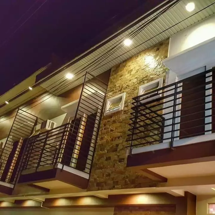 COMMERCIAL LOT with HOTEL BUILDING FOR SALE