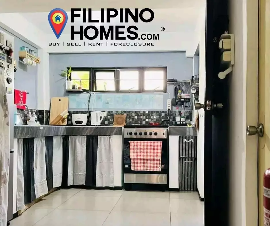 House and Lot for Sale-Deca Homes Grandvale 2 — House and Lot in Naga City, Camarines Sur, Philippines — Photo 4