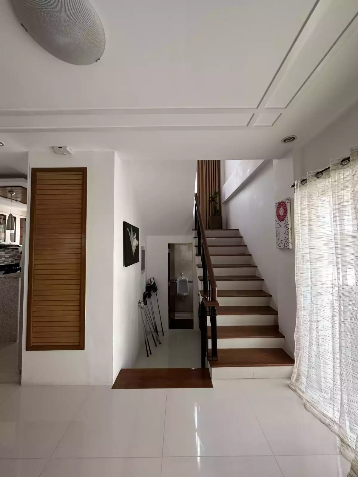 BEAUTIFUL HOUSE AND LOT — House and Lot in Cebu, Philippines — Photo 7
