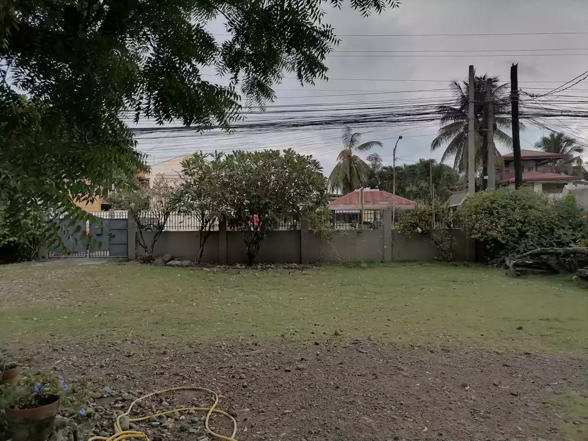 1170sqm. lot with building along the highway Butuan City — Building in Butuan City, Agusan Del Norte, Philippines — Photo 5