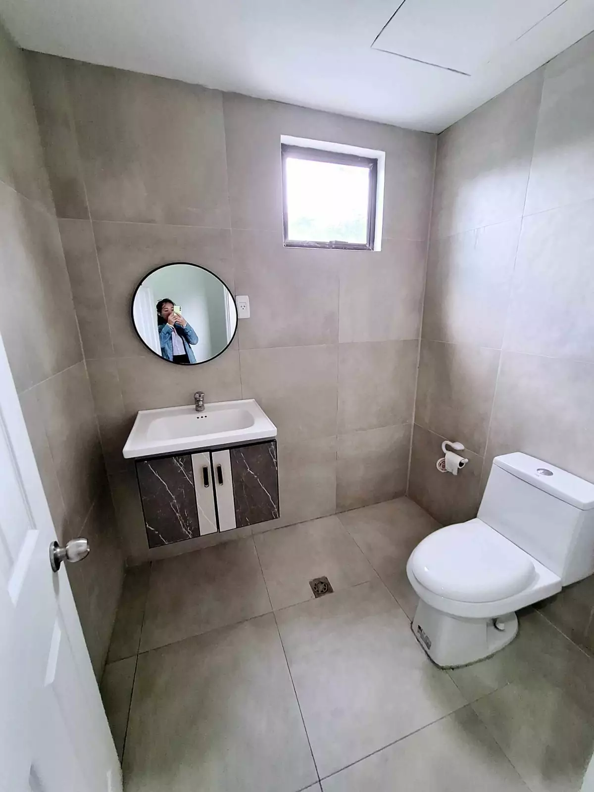 COMMERCIAL SPACE FOR RENT — Space in Consolacion, Cebu, Philippines — Photo 2