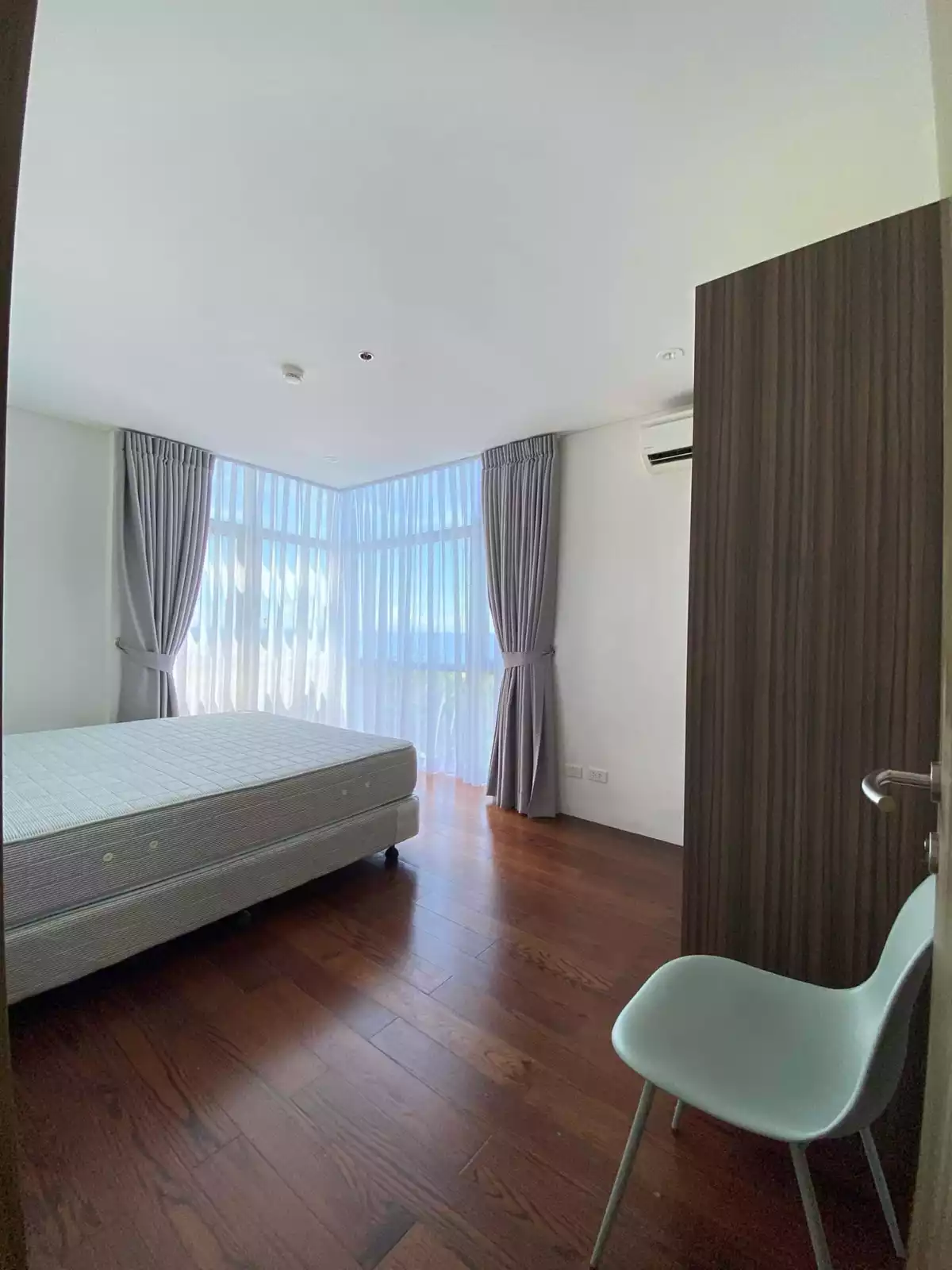 2 Bedroom Unit in Tambuli Mactan For Sale! - photo 2