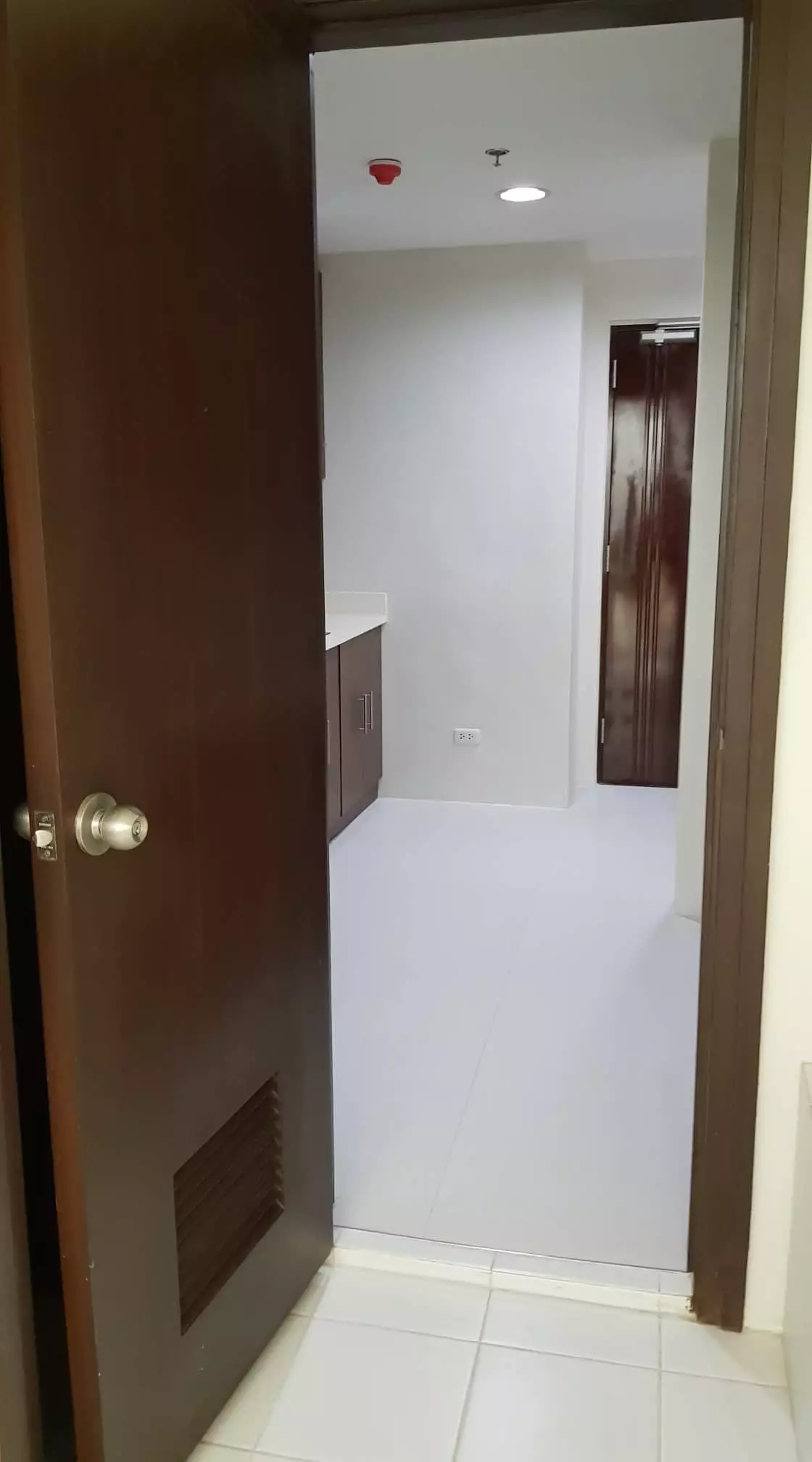 Open photo 16 of 20 — 3 Bedroom Unit in Padgett Place