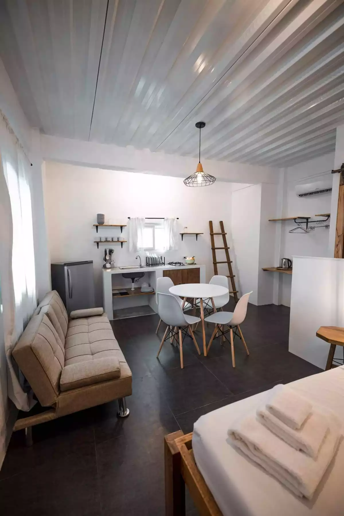 Dinihills Apartment - photo 3