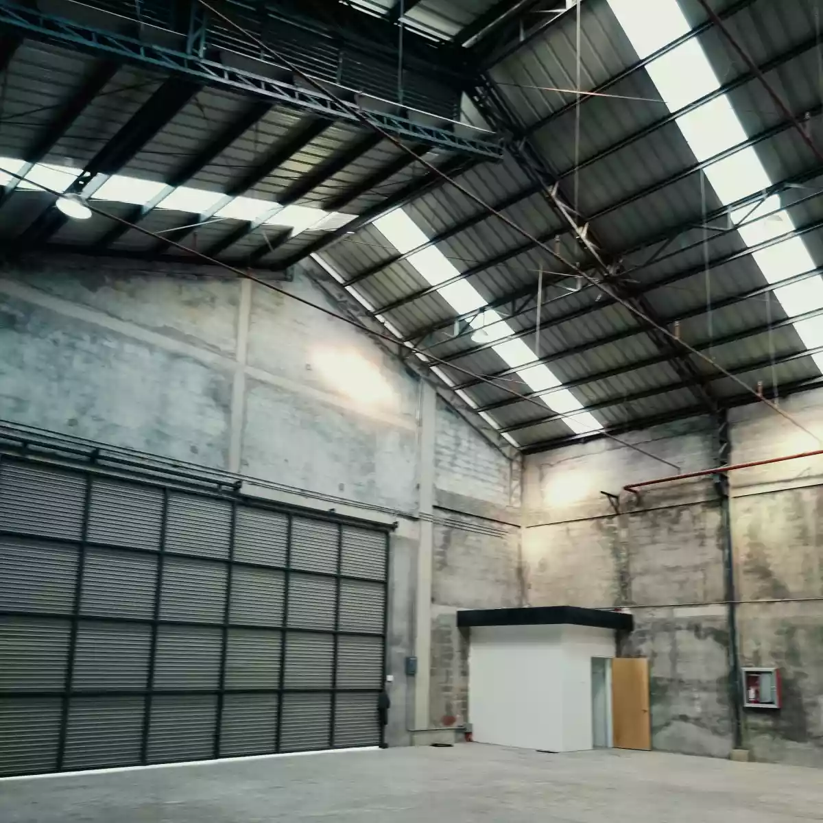 500 sqm Warehouse for Rent - 4 units available